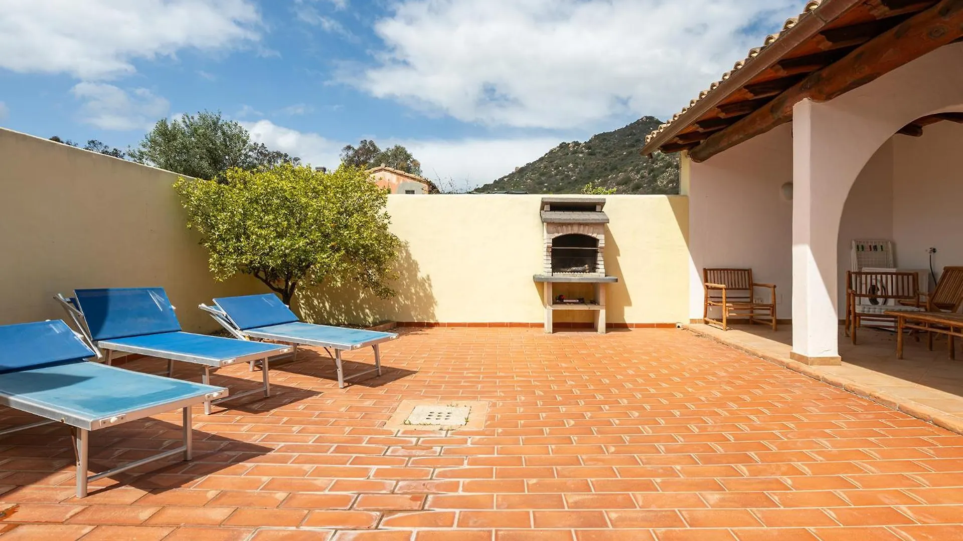Villa Sintzula - 500M From The Beach Costa Rei Italia